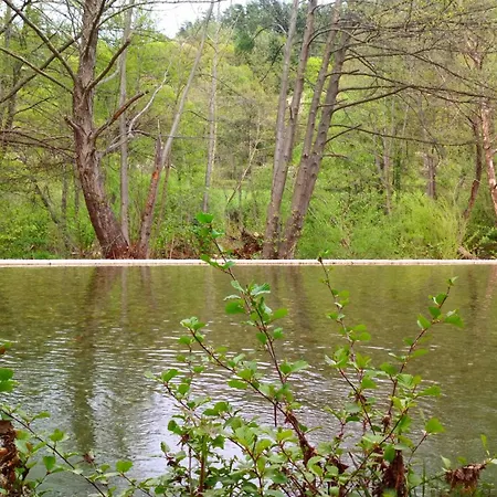 Le Moulin Aux Chandelles 
